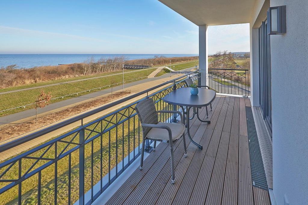 Aparthotel Waterkant Suites - Fewos Am Meer Mit Spa Börgerende-Rethwisch Стая снимка